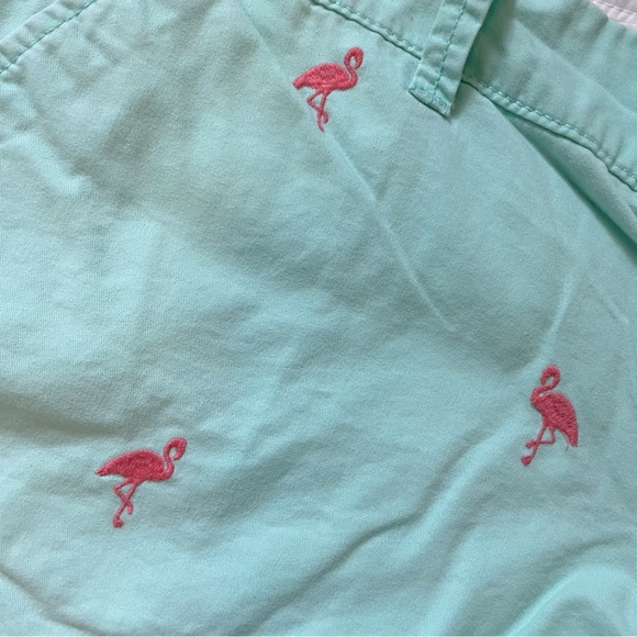 Old Navy Mint Shorts, Size 6 - Picture 2 of 4